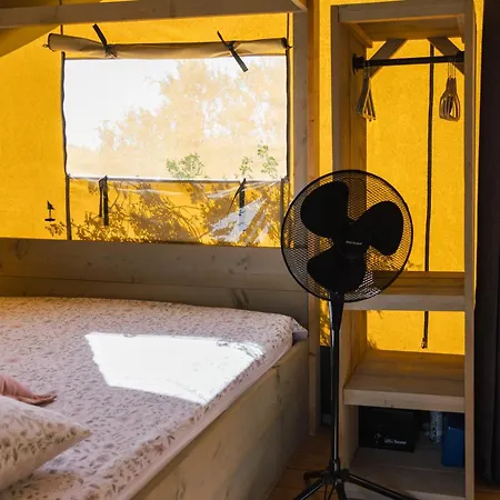 Adriatic Heritage Glamping No1 With Jacuzzi Розкішний намет *