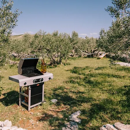 Adriatic Heritage Glamping No1 With Jacuzzi Розкішний намет *