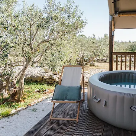 Glamping Adriatic Heritage Glamping No1 With Jacuzzi