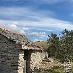 Luksuzni šator Adriatic Heritage Glamping No1 With Jacuzzi *