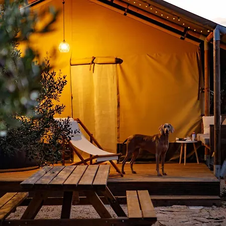 Adriatic Heritage Glamping No1 With Jacuzzi Campismo de Luxo *