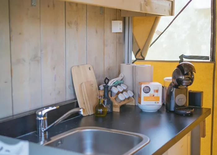 Adriatic Heritage Glamping No1 With Jacuzzi 럭셔리텐트 *