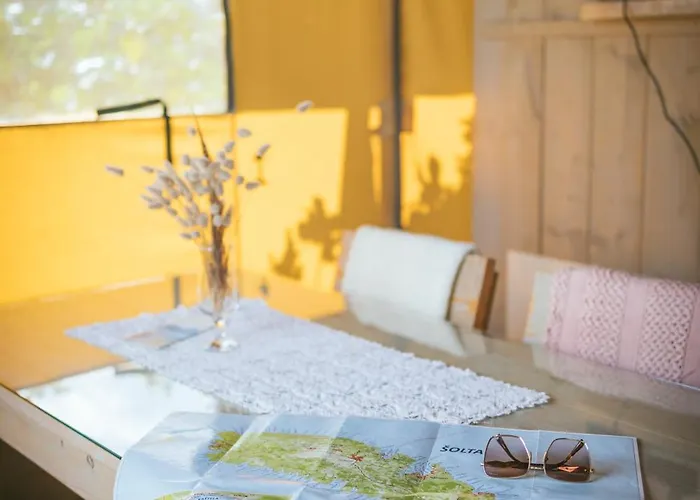 럭셔리텐트 Adriatic Heritage Glamping No1 With Jacuzzi 마슬리니카
